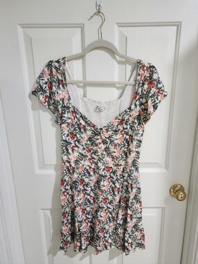 Abercrombie & Fitch Peach Print Smocked Bodice Dress